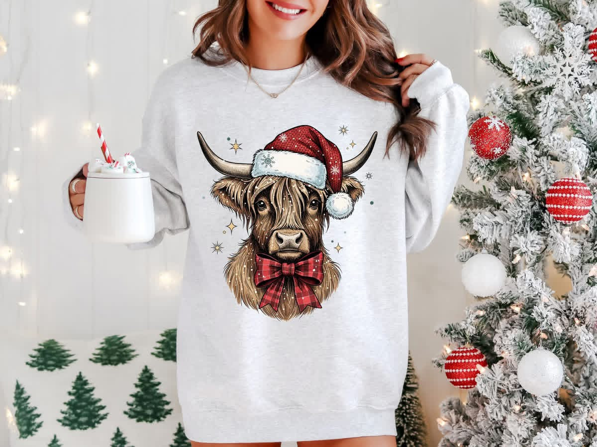 The cutest Christmas cow