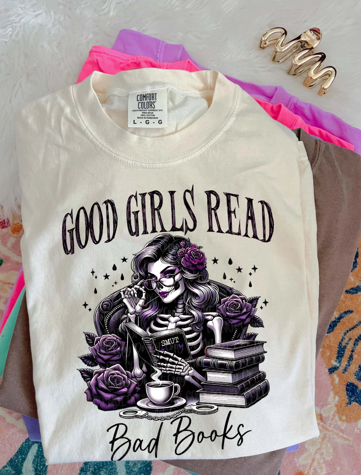 Good girls read bad books