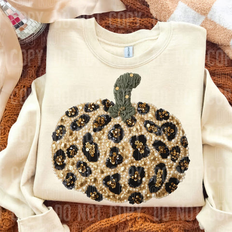 Faux yarn pumpkin