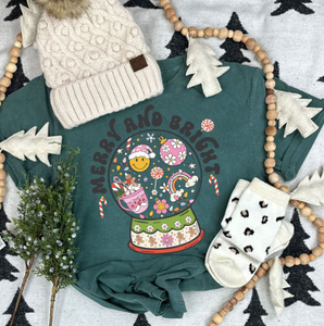 Merry & Bright Snow globe